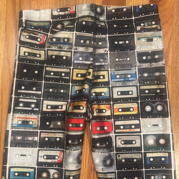 Terez Mix Tapes Leggings - Picture 6 of 6
